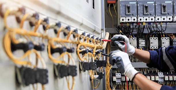 Professional Generator Installation technician working in Linden, AL